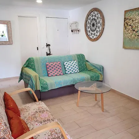 Apartamento Junto Al Puerto De Fuengirola